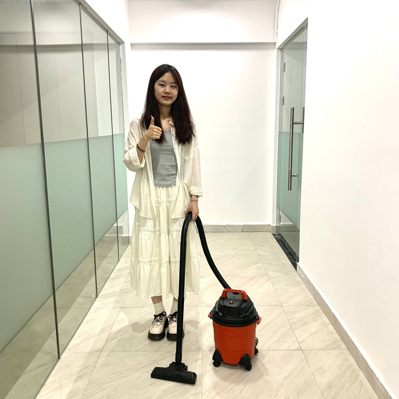 Trade Price 1000w Electric 18KPa Easy to Install Portable Dust Vacuum 2in1 Vacuum Cleaner Powerful Vacuum Cleaner Use for Home